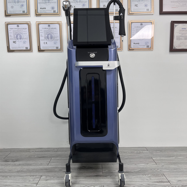 2024 OEM Professionelle Laser-Haarentfernung 3 Wellen Diodenlaser 755 808 1064 Yag Laser